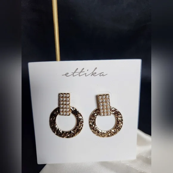 Ettika gold and pearl dangle earrings - Picture 2 of 5